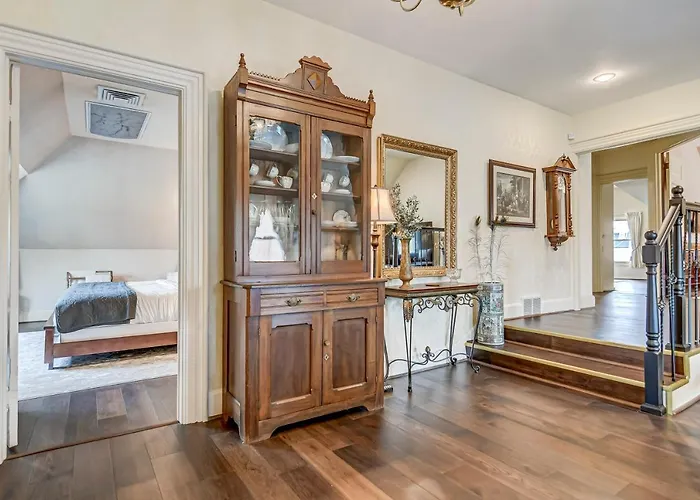 The Bressmer Apartment Springfield