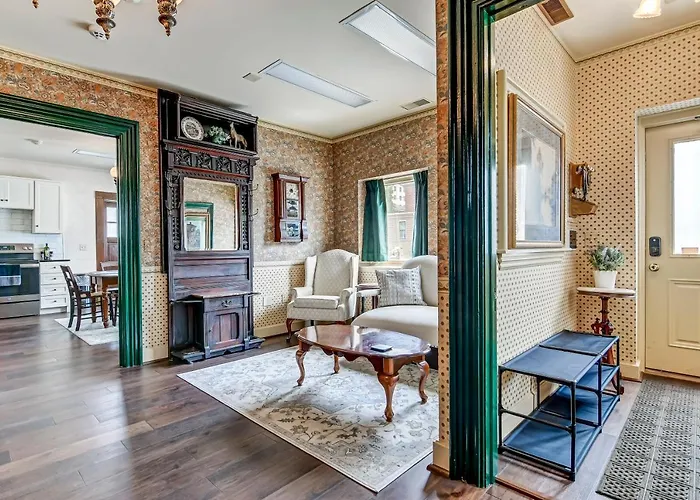 The Bressmer Apartment